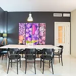 Gr2-Large Groups Apt-Walking Distance To Old Town